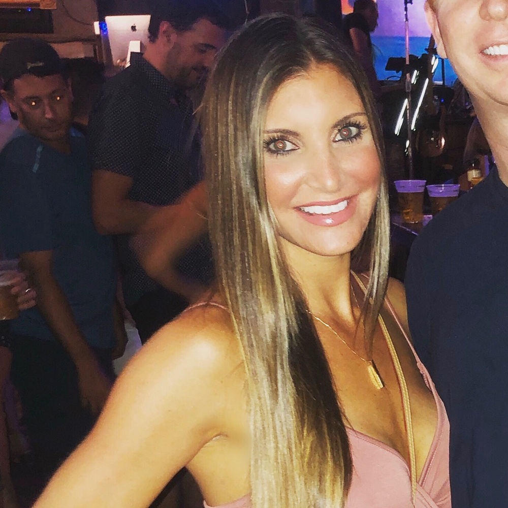 Meet your Posher, Nicole